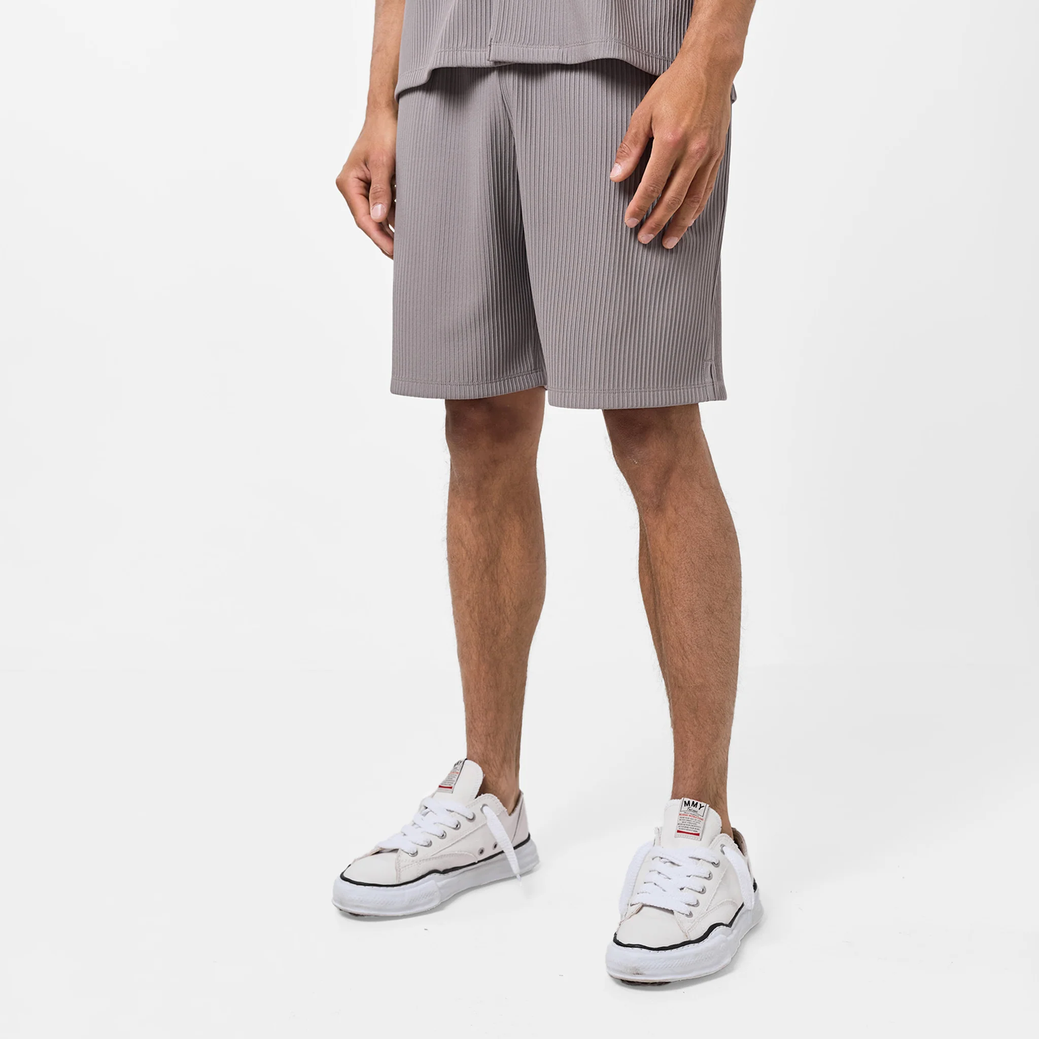 Pleated Short | Mushroom - Faded