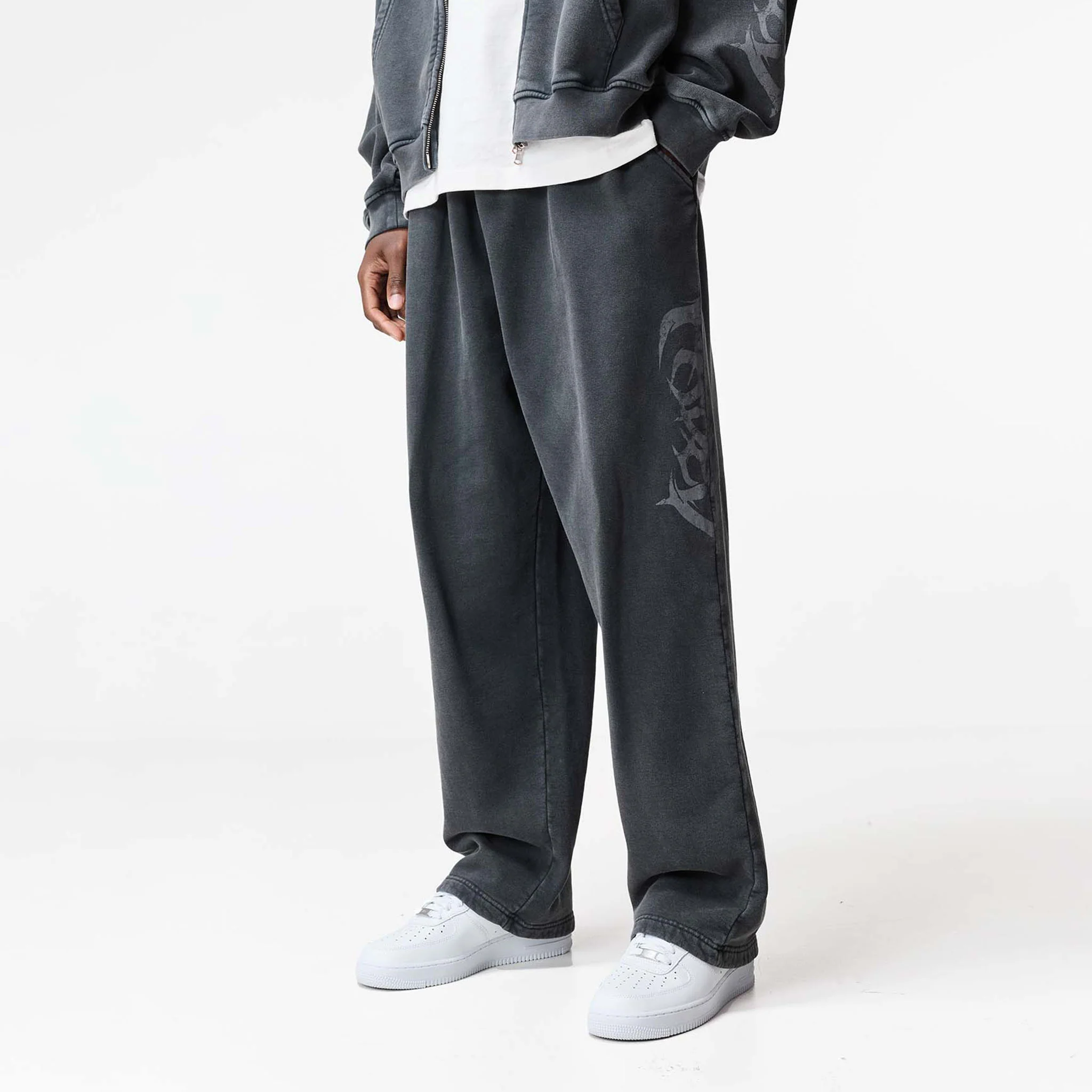 Shadow Loose Fit Open Hem Jogger | Washed Black - Faded