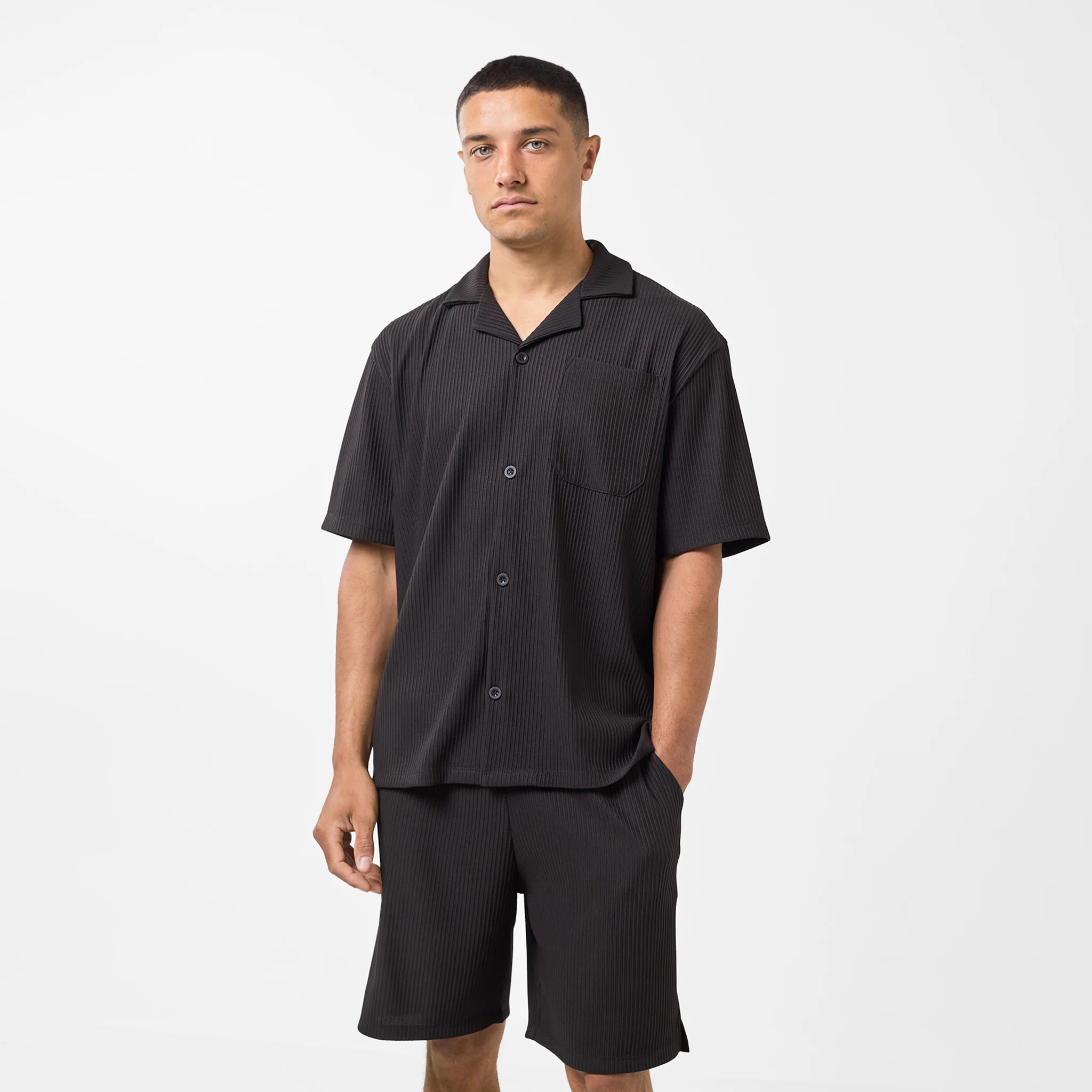 Pleated Short | Black - Faded