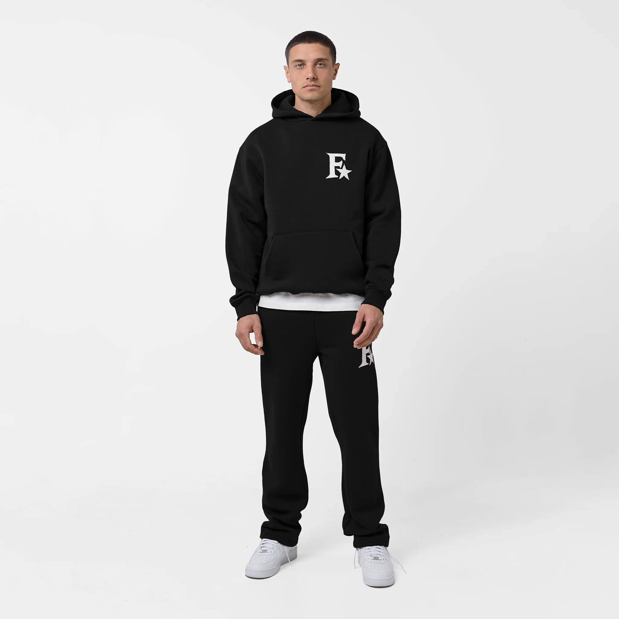 Star Icon Open Hem Jogger | Black - Faded