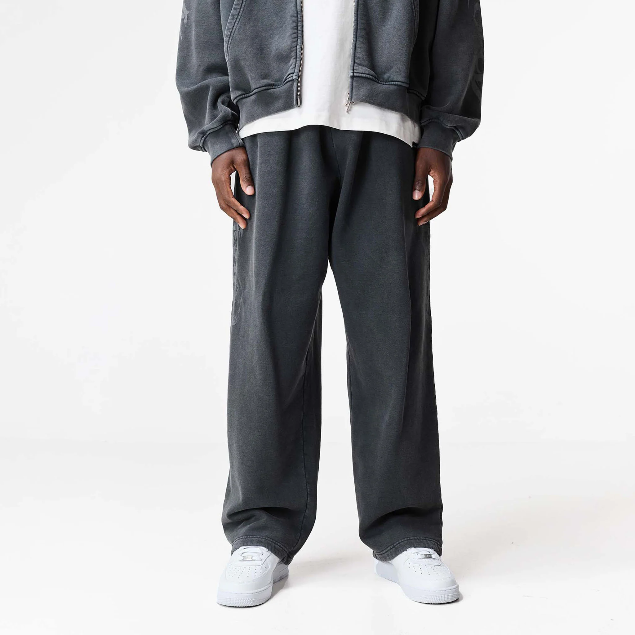 Shadow Loose Fit Open Hem Jogger | Washed Black - Faded